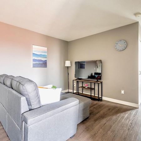 Appartamento Newly Renovated 2Br Unit In Glenview West Hamilton Esterno foto