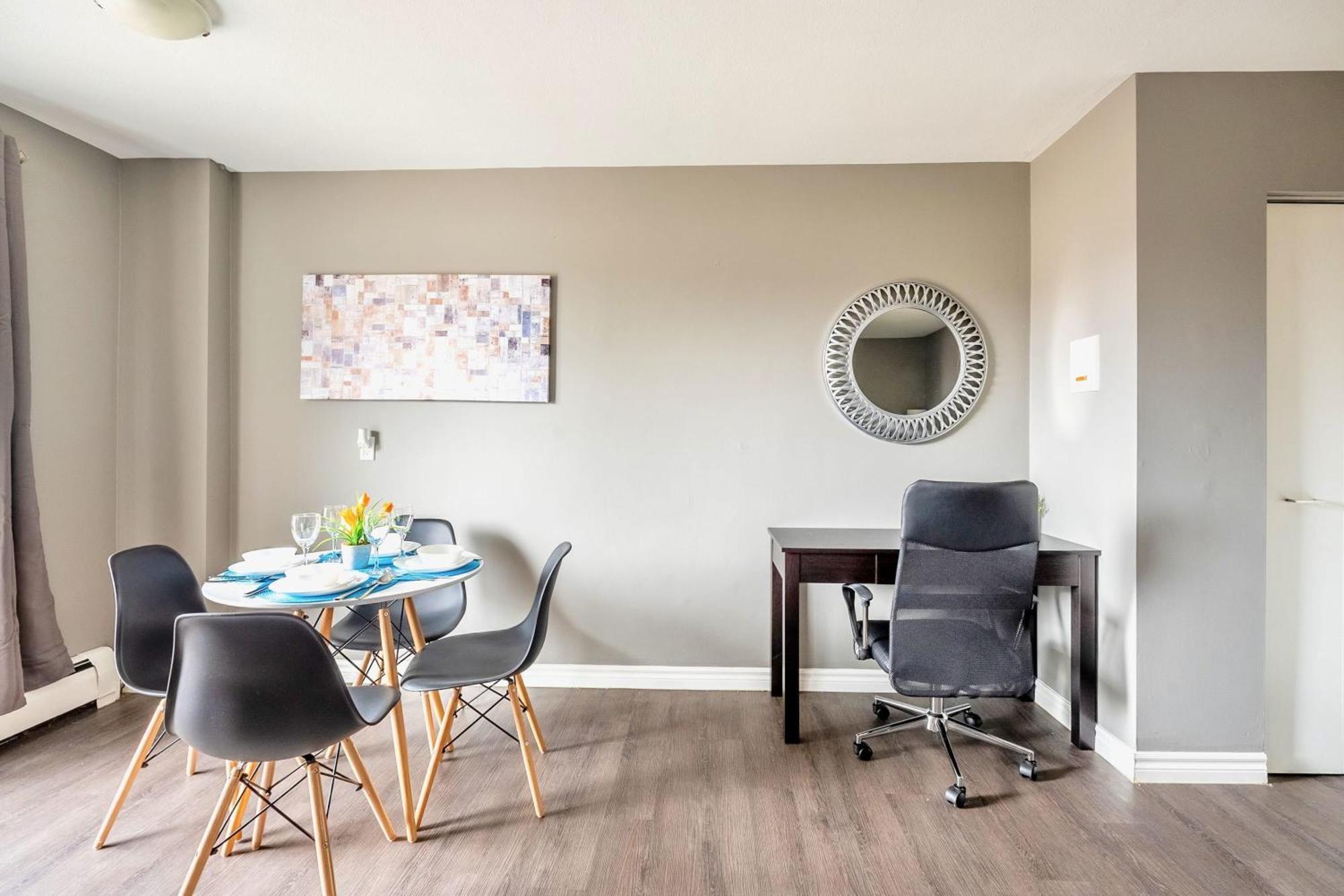 Appartamento Newly Renovated 2Br Unit In Glenview West Hamilton Esterno foto