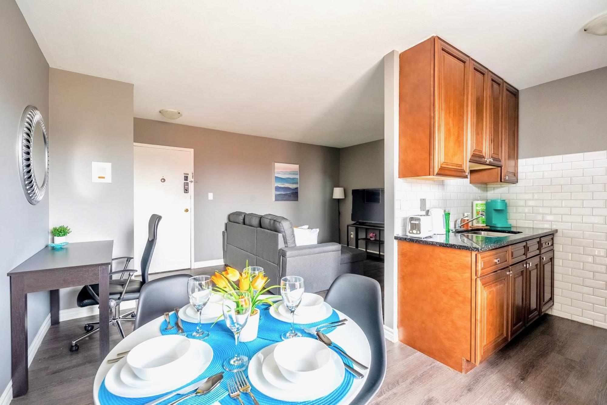 Appartamento Newly Renovated 2Br Unit In Glenview West Hamilton Esterno foto